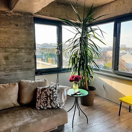 Appartement Industrial Penthouse With Panoramic Views By Parkside Boutique Skopje