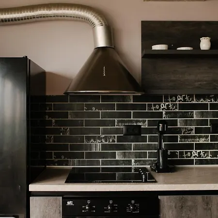 Appartement Industrial Penthouse With Panoramic Views By Parkside Boutique Skopje