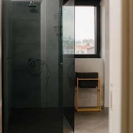 Appartement Industrial Penthouse With Panoramic Views By Parkside Boutique Skopje