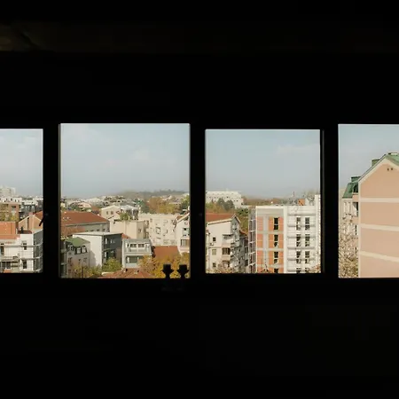 Industrial Penthouse With Panoramic Views By Parkside Boutique Apartment