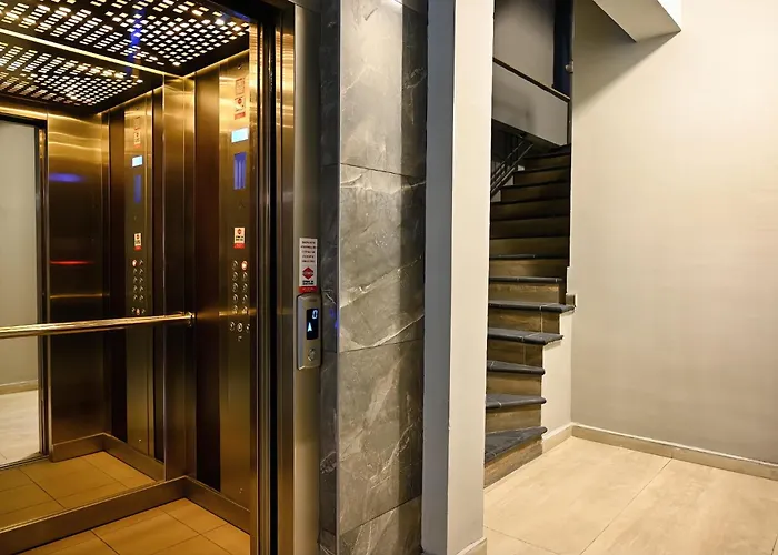 Apartment Industrial Penthouse With Panoramic Views By Parkside Boutique *